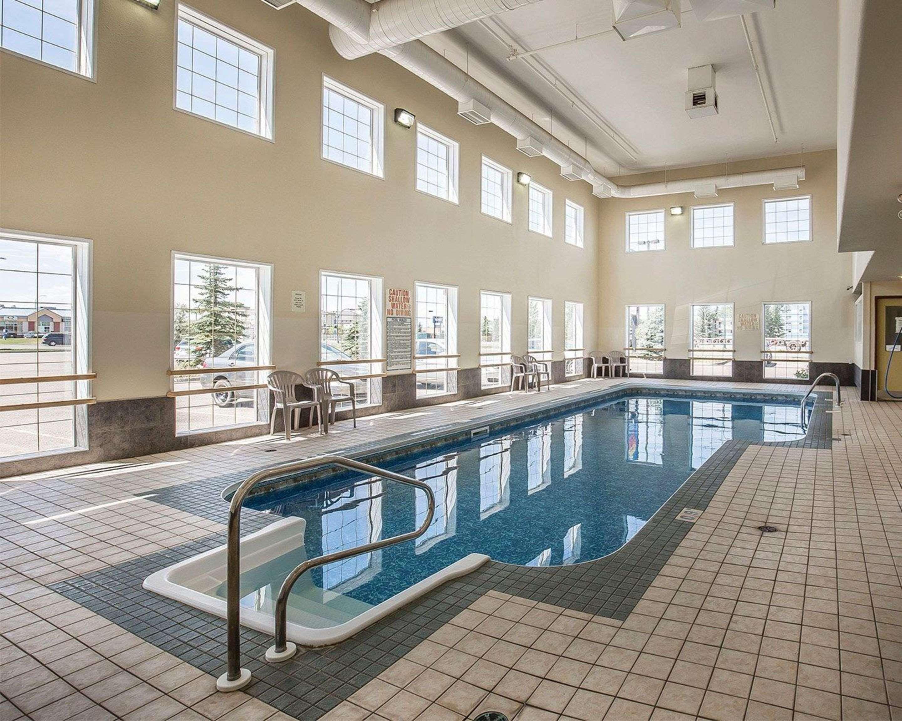 Comfort Inn Летбридж Екстериор снимка