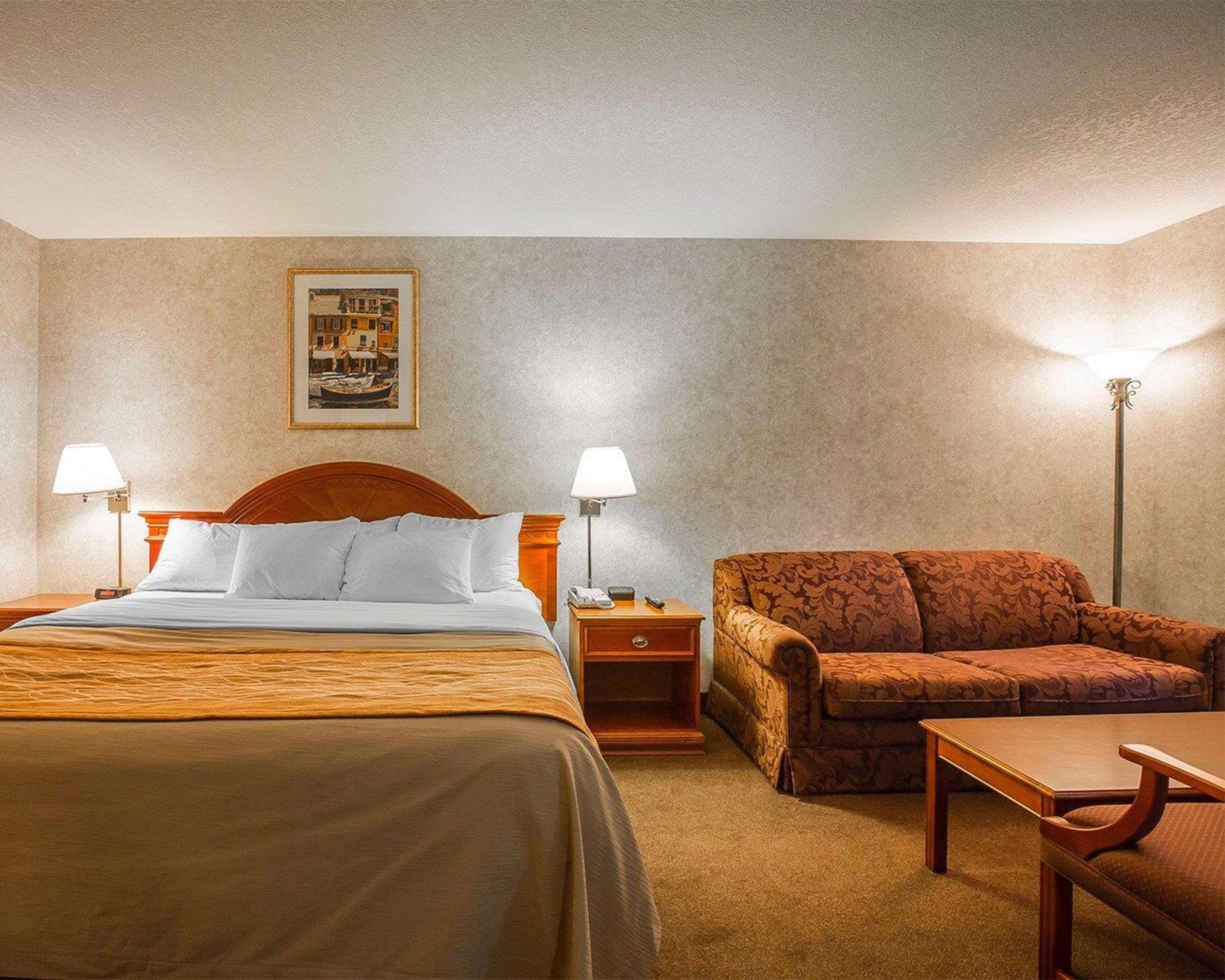 Comfort Inn Летбридж Екстериор снимка