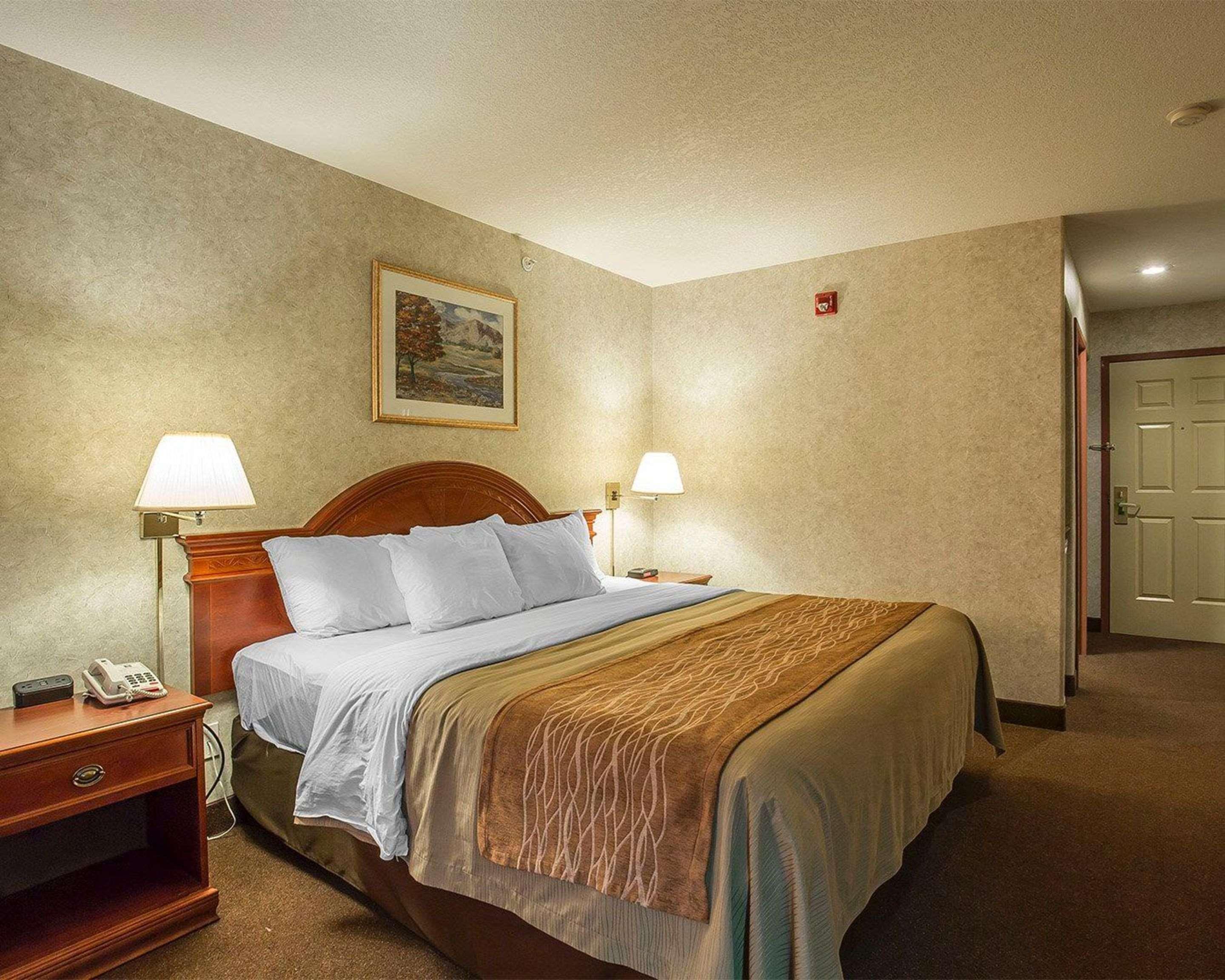 Comfort Inn Летбридж Екстериор снимка