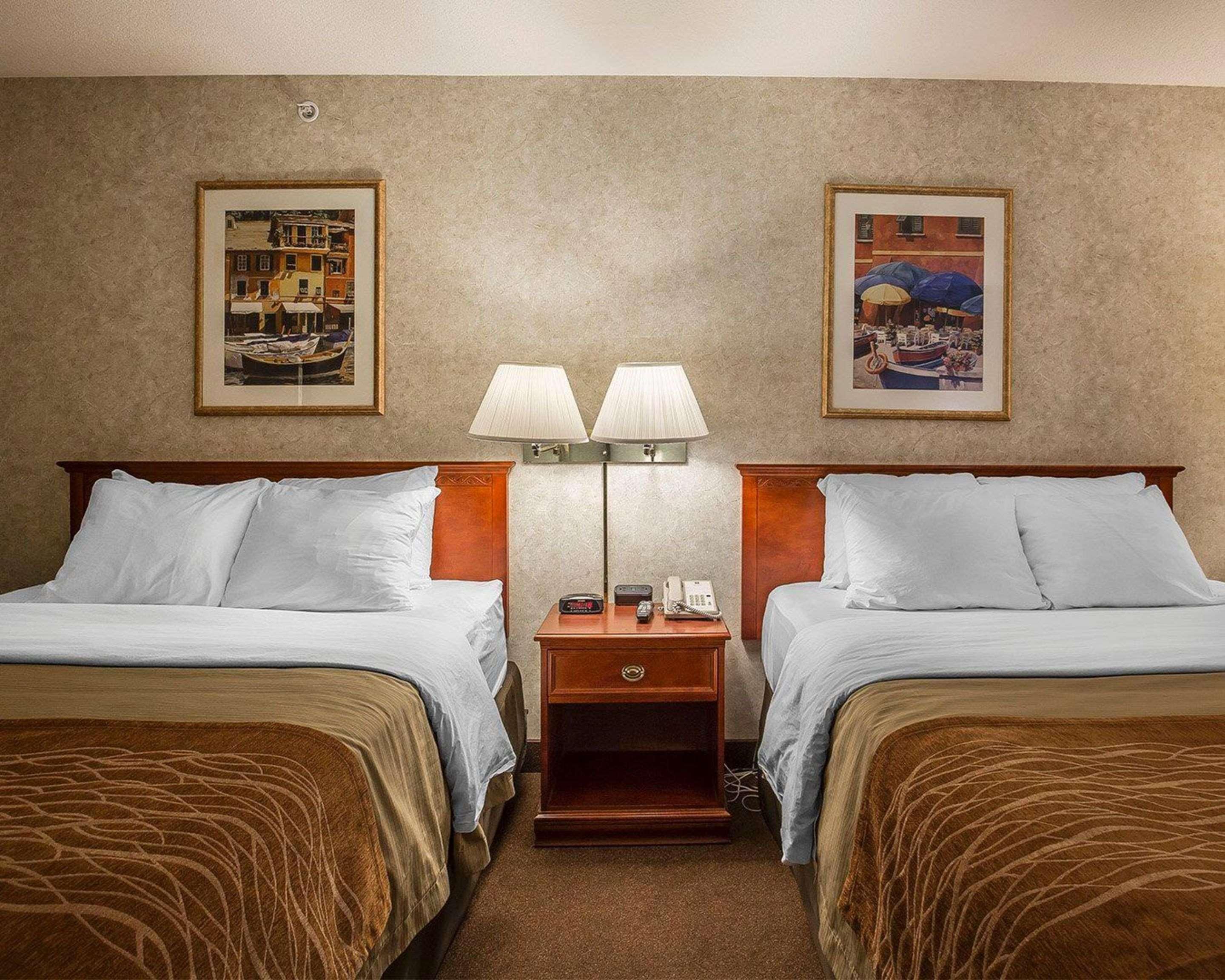 Comfort Inn Летбридж Екстериор снимка