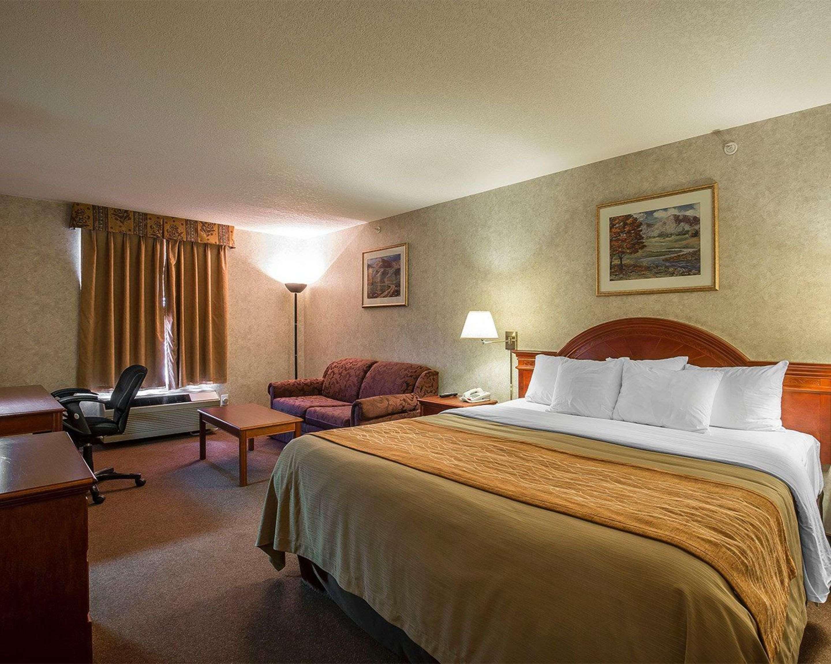 Comfort Inn Летбридж Екстериор снимка