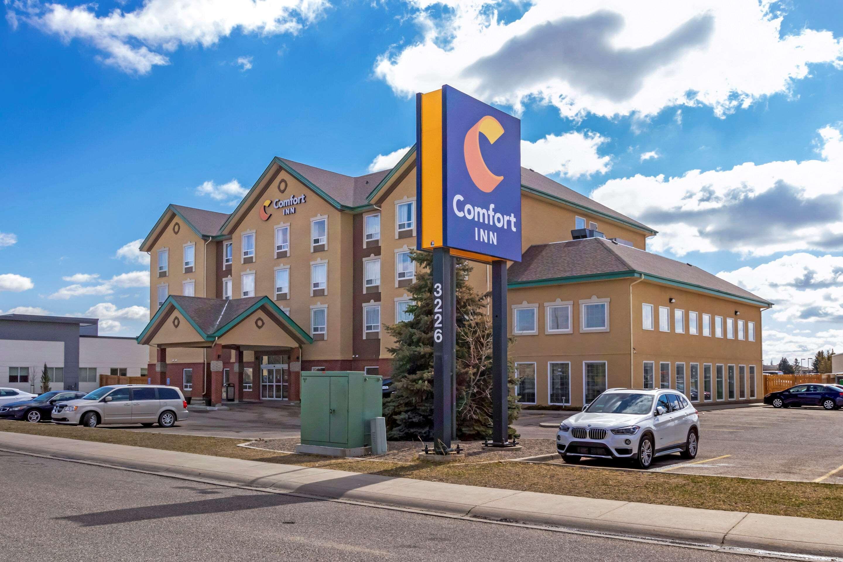 Comfort Inn Летбридж Екстериор снимка