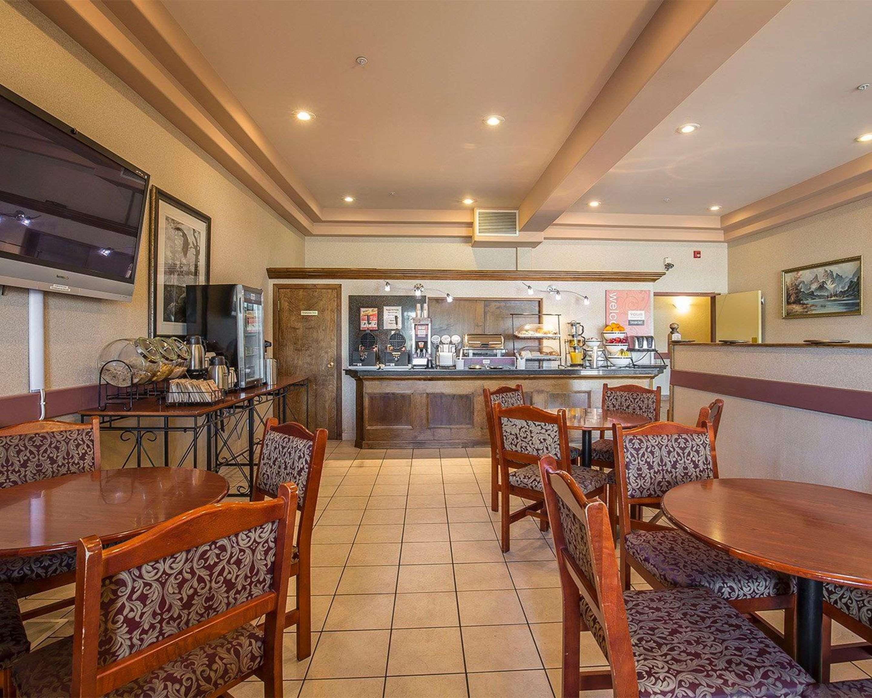 Comfort Inn Летбридж Екстериор снимка