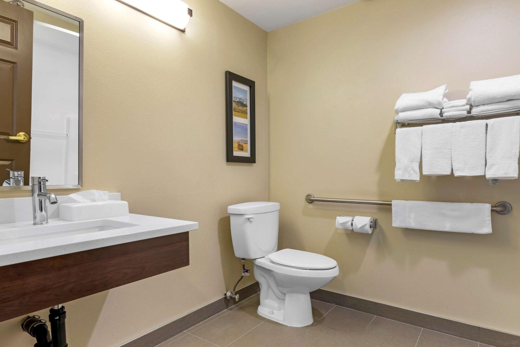 Comfort Inn Летбридж Екстериор снимка